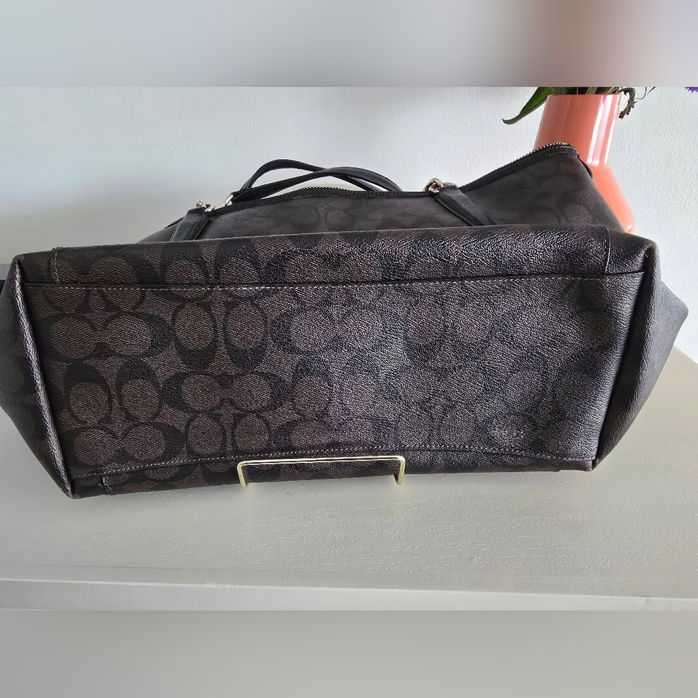 Coach Ava Tote in Signature Canvas - Picture 5 of 15